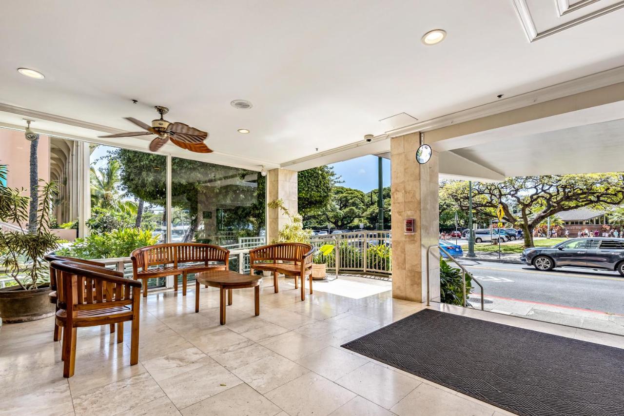 Inviting Waikiki Grand Hotel Room One Block To Beach! Honolulu Buitenkant foto